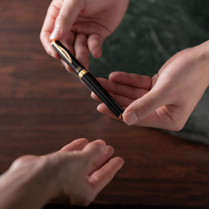 公式】セラミックボールペン（太軸/木箱入り） – 京セラキッチン