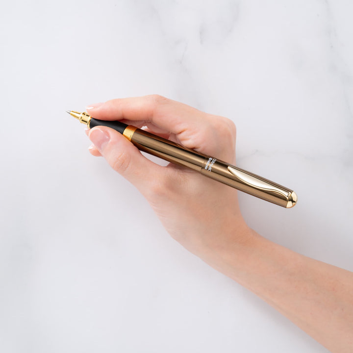 公式】セラミックボールペン（太軸/木箱入り） – 京セラキッチン