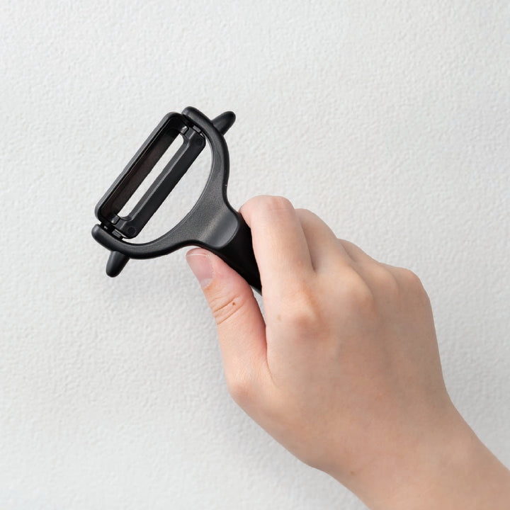 売り切れ⭐セラミックピーラーと計量カップ 楽天市場】皮むき器・ピーラー（素材（キッチン用品）陶磁器）（調理