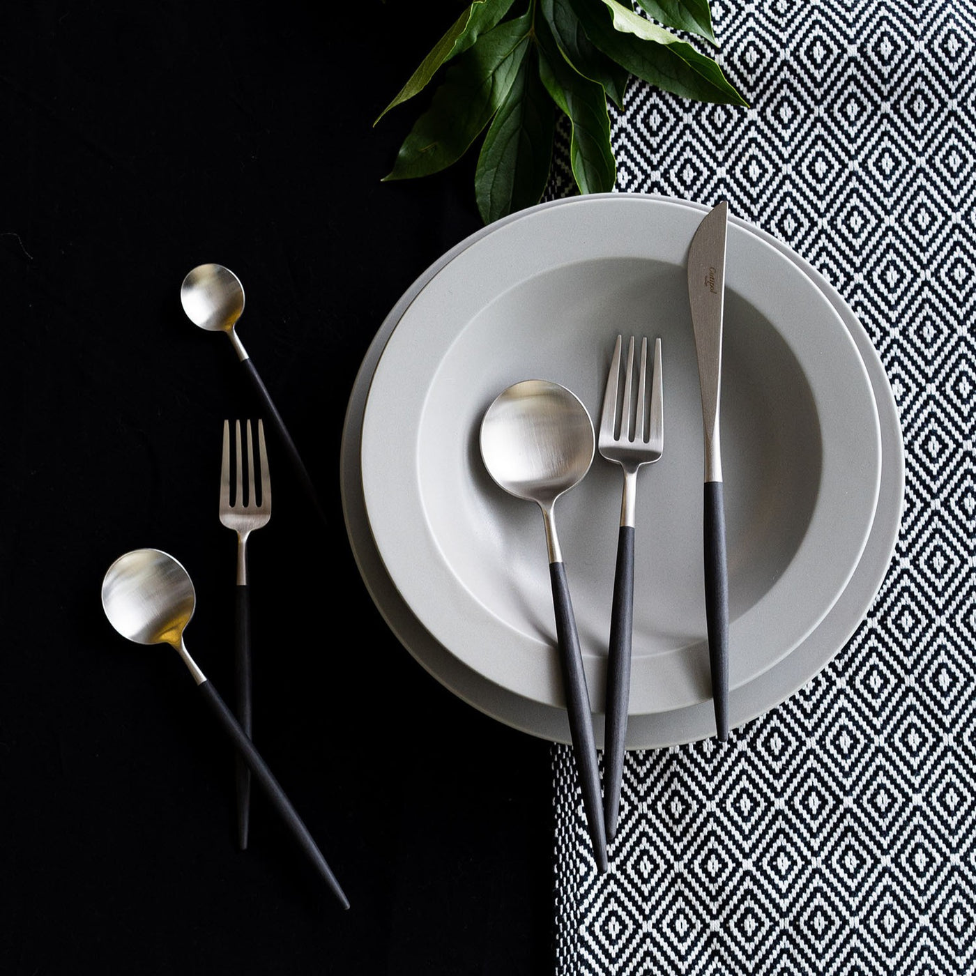 Cutipol（クチポール）GOA/ゴア ブラック テーブルフォーク