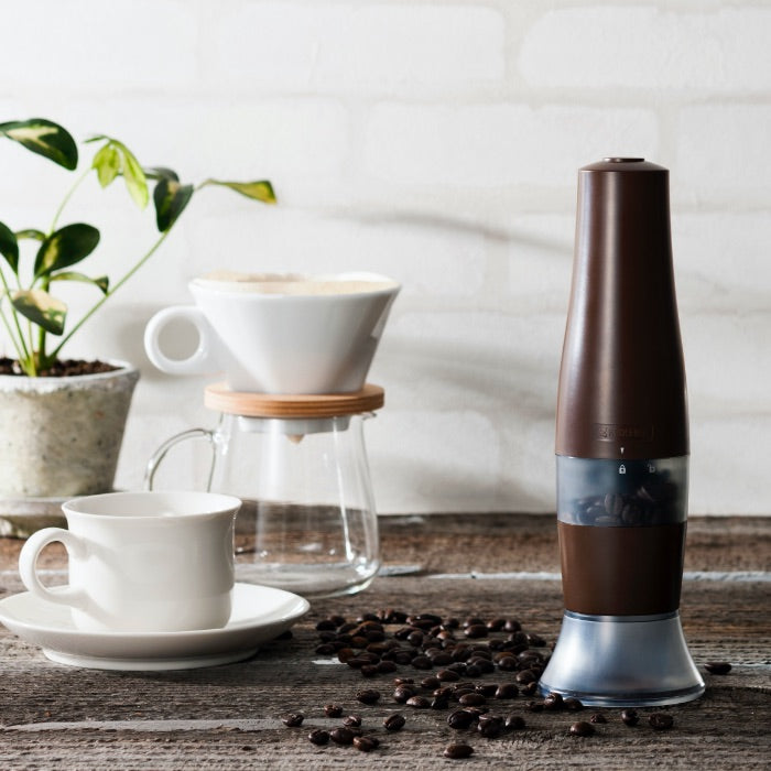 【KYOCERA】セラミック電動コーヒーミル 挽きたて1杯で上質な時間を 電動コーヒーミル セラミック⁄ステンレス